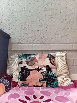 Sweethoneypot25 online show from 03/05/26, 09:28