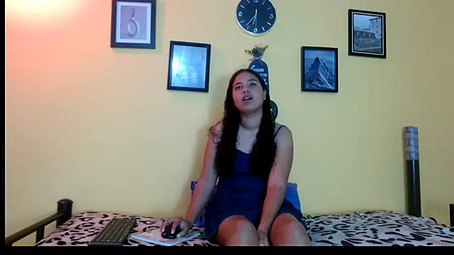 angel18evil online show from 11/25/25, 11:37