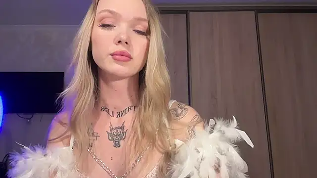 Amelly 04Sun online show from 11/30/25, 06:09