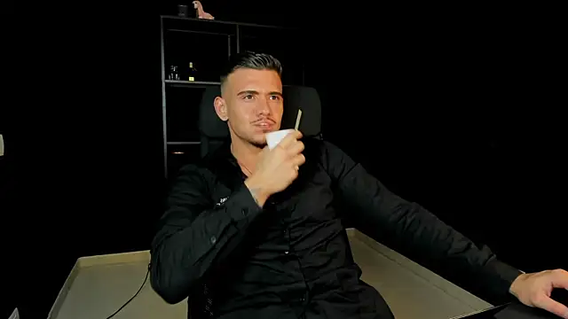 ElijahThorne online show from 04/07/26, 05:20