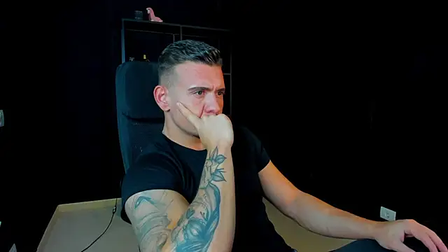 ElijahThorne online show from 04/03/26, 06:42