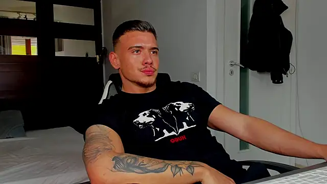 ElijahThorne online show from 03/19/26, 08:03