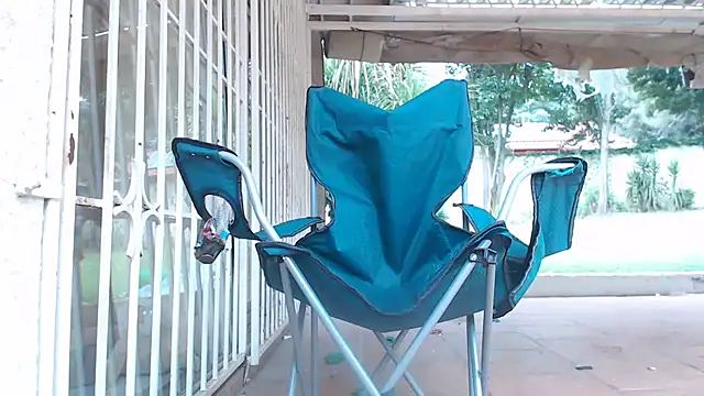 Snapshot of KinkyJXxX chatting on 01/12/26, 06:53 KinkyJXxX online show from 01/12/26, 06:53