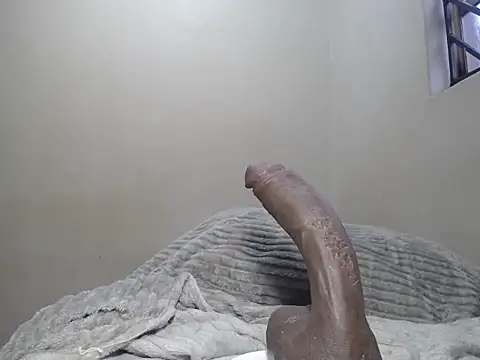 Snapshot of KinkyJXxX chatting on 05/20/26, 05:04 KinkyJXxX online show from 05/20/26, 05:04
