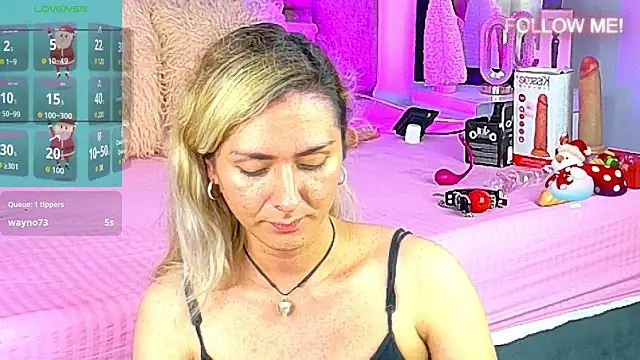 Lunitaa Diva online show from 12/21/25, 04:08