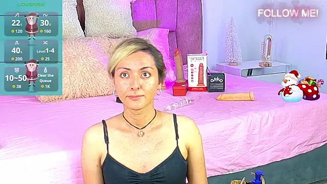 Lunitaa Diva online show from 12/17/25, 02:33