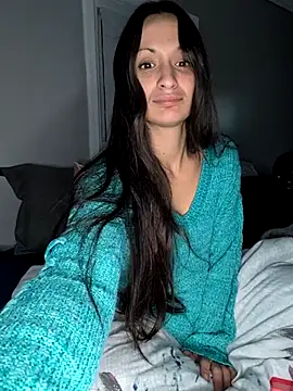 LexiLuxi online show from 11/23/25, 03:16