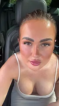 Ruby brooksxo online show from 05/17/26, 03:12
