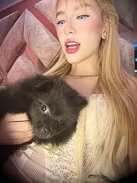 valeryfox   online show from 05/14/26, 12:18