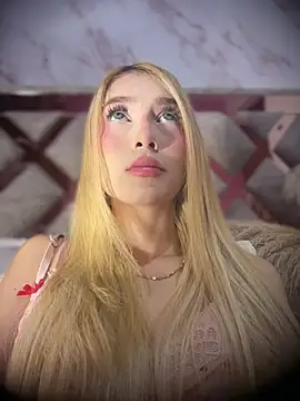 valeryfox   online show from 02/06/26, 09:55