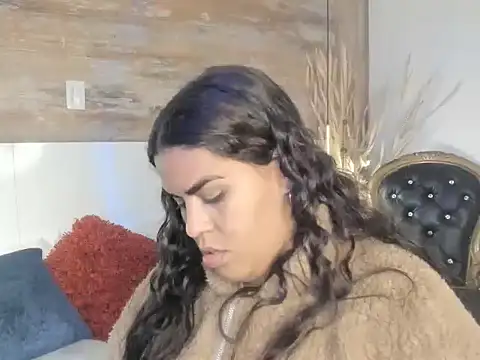 lathiffa online show from 12/20/25, 06:38