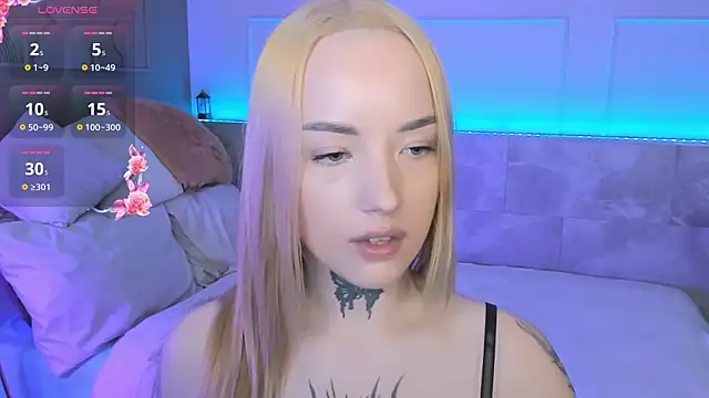 Snapshot of MarquiseMuse chatting on 02/15/26, 07:51 MarquiseMuse online show from 02/15/26, 07:51