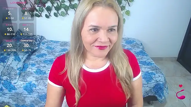 Sara star1 online show from 12/01/25, 06:42