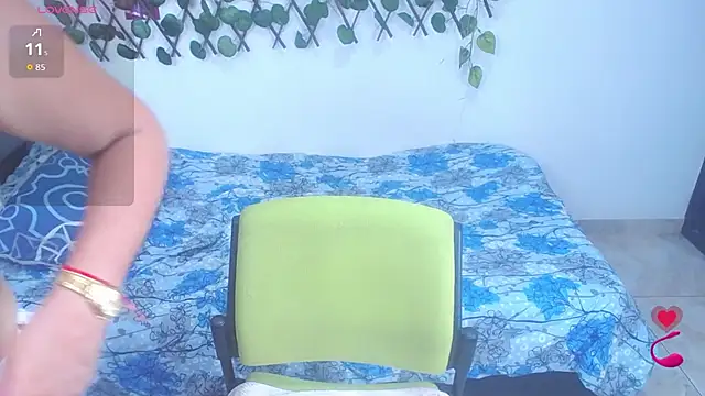 Sara star1 online show from 11/27/25, 01:33