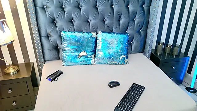 Saripaulin online show from 02/05/26, 10:38