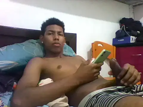 Snapshot of sexeltk chatting on 12/18/25, 08:12 sexeltk online show from 12/18/25, 08:12