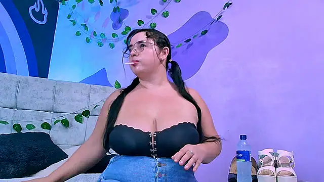 Lorena Adamsx online show from 12/01/25, 07:04