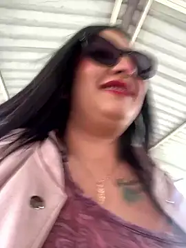 Snapshot of Venus_22 chatting on 11/24/25, 07:58 Venus 22 online show from 11/24/25, 07:58