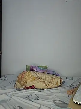 mila curvy online show from 11/29/25, 10:26