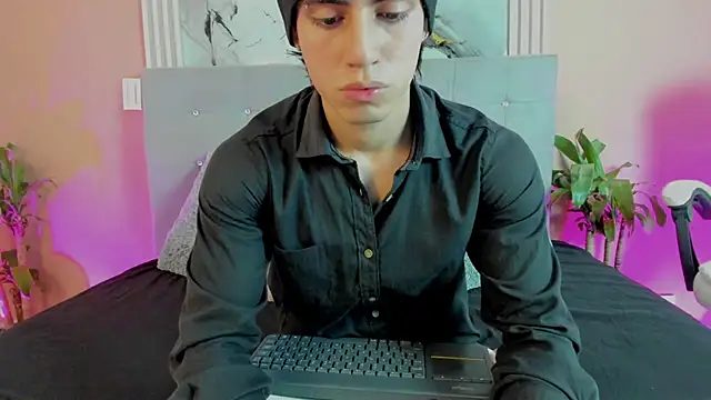 eren jeager online show from 02/24/26, 01:17