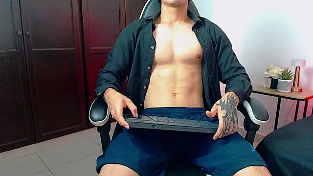 eren jeager online show from 02/07/26, 01:24