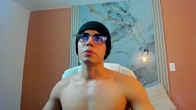 eren jeager online show from 11/22/25, 03:38