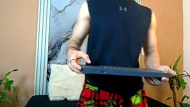 eren jeager online show from 12/21/25, 06:26