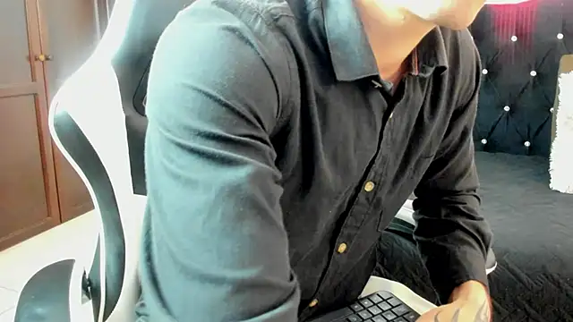 eren jeager online show from 02/03/26, 01:16