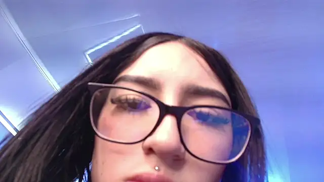 Emily andrews online show from 04/11/26, 07:17