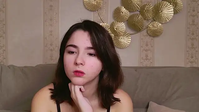 Wendy Finch online show from 12/22/25, 09:15