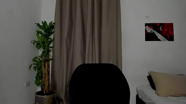 Catty Noir online show from 01/14/26, 02:37