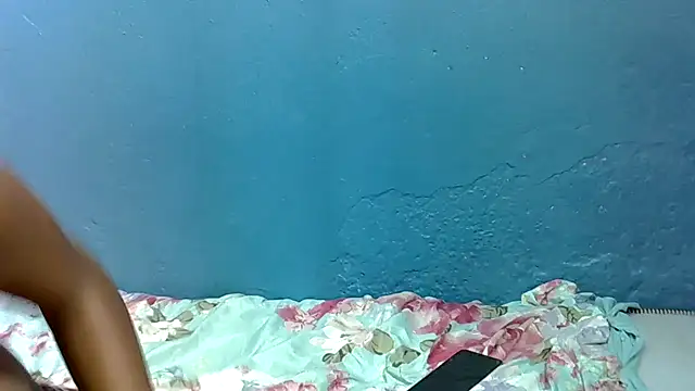 VirginPrincess06 online show from 02/11/26, 01:33