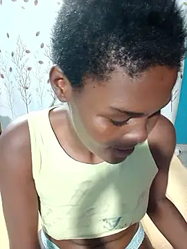 VirginPrincess06 online show from 01/12/26, 08:04