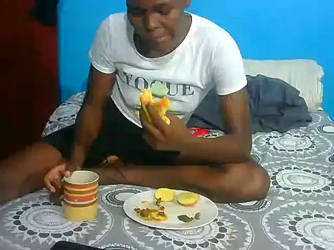 Snapshot of VirginPrincess06 chatting on 11/25/25, 03:01 VirginPrincess06 online show from 11/25/25, 03:01