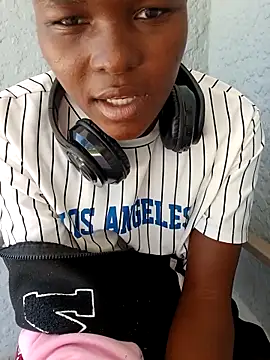 VirginPrincess06 online show from 12/20/25, 10:29