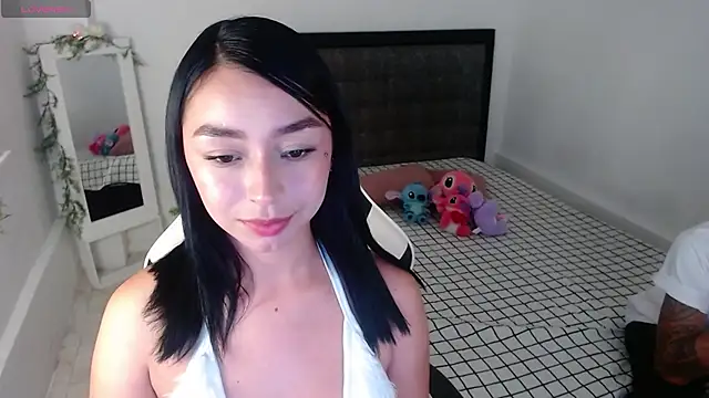 Ariel Laurentt online show from 06/15/26, 03:40
