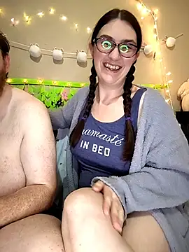 LaylaLucis online show from 03/27/26, 04:21