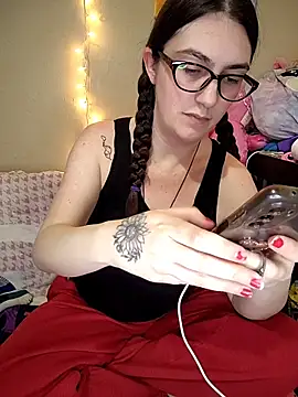 LaylaLucis online show from 02/26/26, 11:27