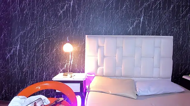 ClarissaMorreti online show from 11/28/25, 02:28