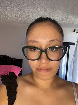 LyaRose online show from 12/14/25, 12:55