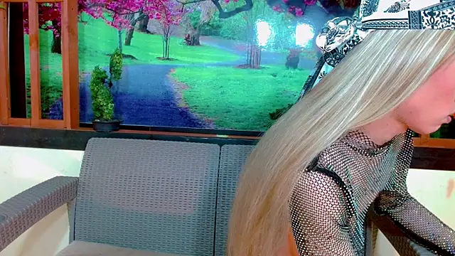 britanny noroeste online show from 11/29/25, 03:17