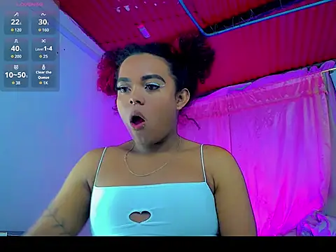 irianis Cera online show from 11/21/25, 02:21