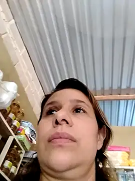 Snapshot of MIA-LARIOS chatting on 03/08/26, 02:31 MIA-LARIOS online show from 03/08/26, 02:31