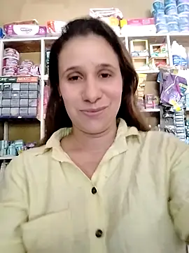 Snapshot of MIA-LARIOS chatting on 03/25/26, 09:03 MIA-LARIOS online show from 03/25/26, 09:03