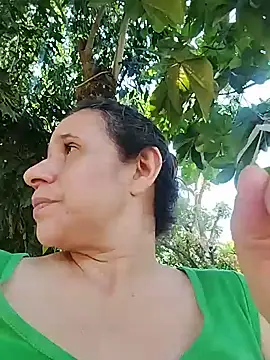 MIA-LARIOS online show from 06/12/26, 02:59