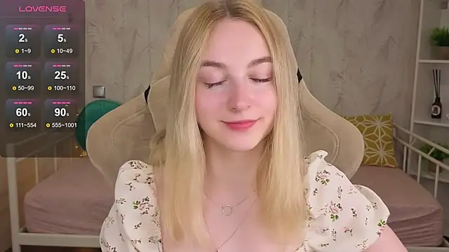 Shy Polly online show from 06/16/26, 12:10