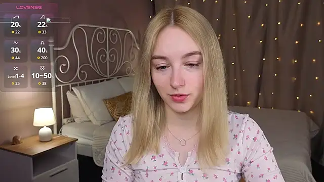 Shy Polly online show from 05/09/26, 12:03