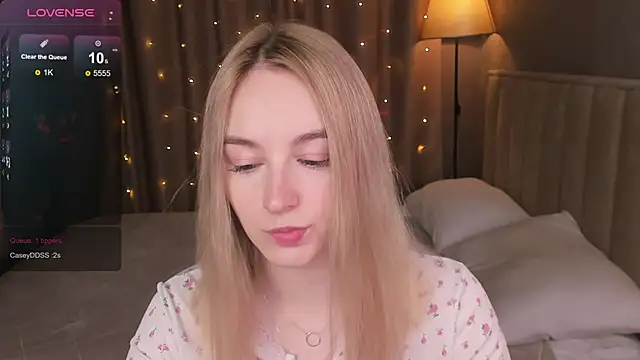 Shy Polly online show from 05/15/26, 12:08