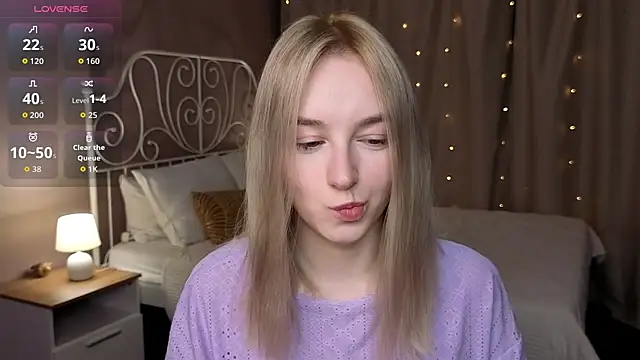 Shy Polly online show from 04/22/26, 12:06