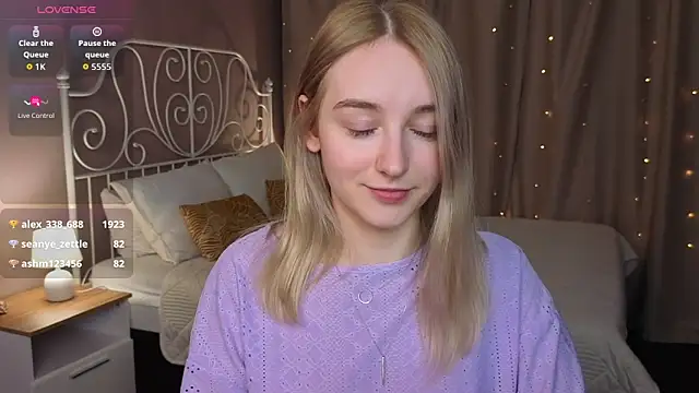 Shy Polly online show from 05/19/26, 01:56